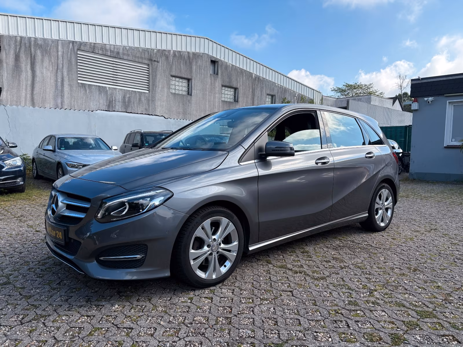 Mercedes-Benz B 220 B B 220 CDI / d URBAN AUTOMATIK NAVI PDC