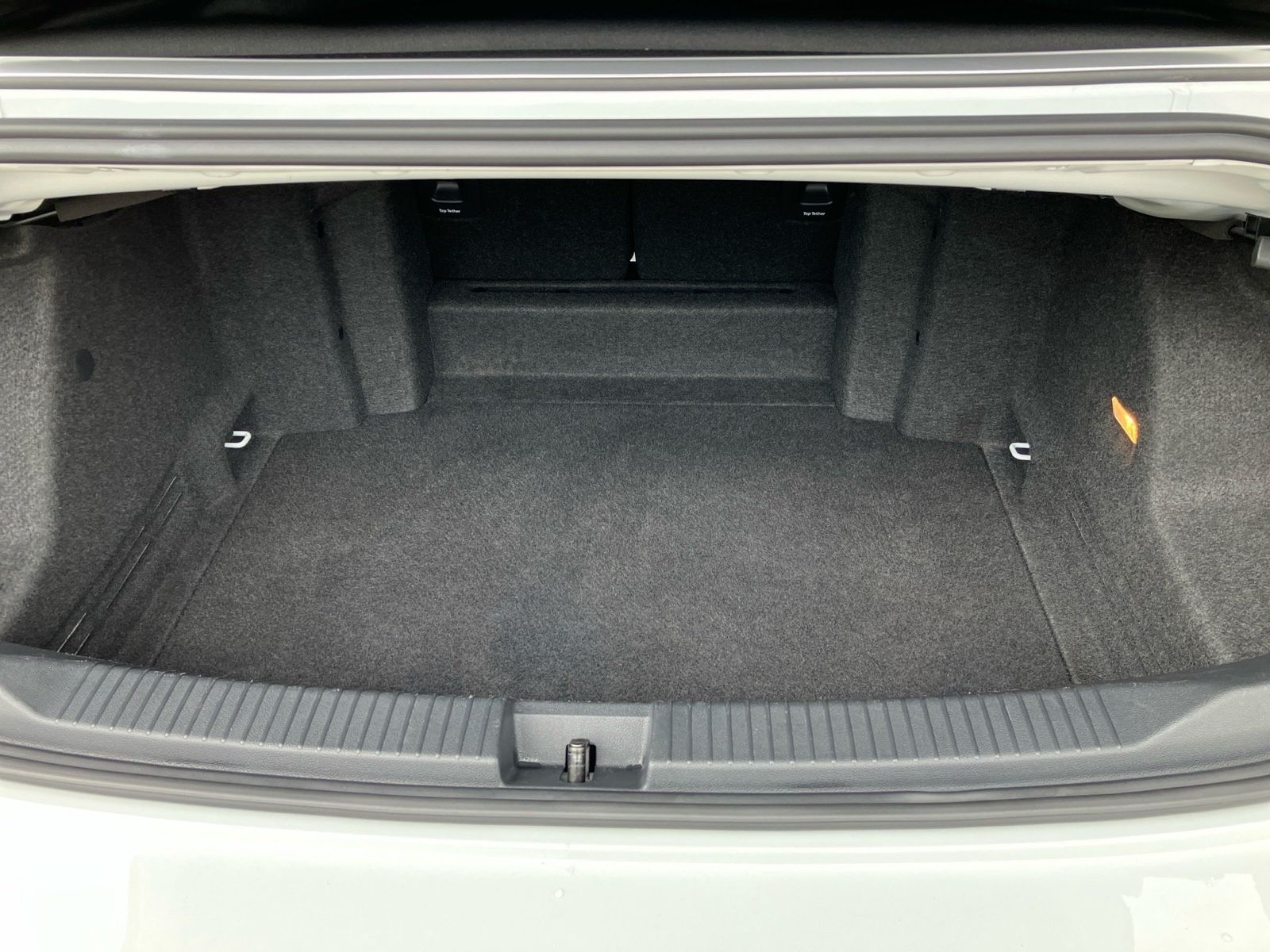 Volkswagen T-Roc - Bild 8