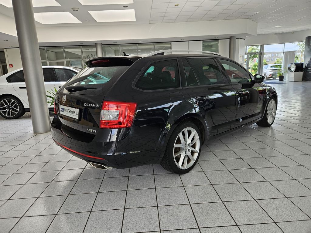 Skoda Octavia RS 2.0 TDI 4x4*Leder*Navi*DSG*DAB*Euro6