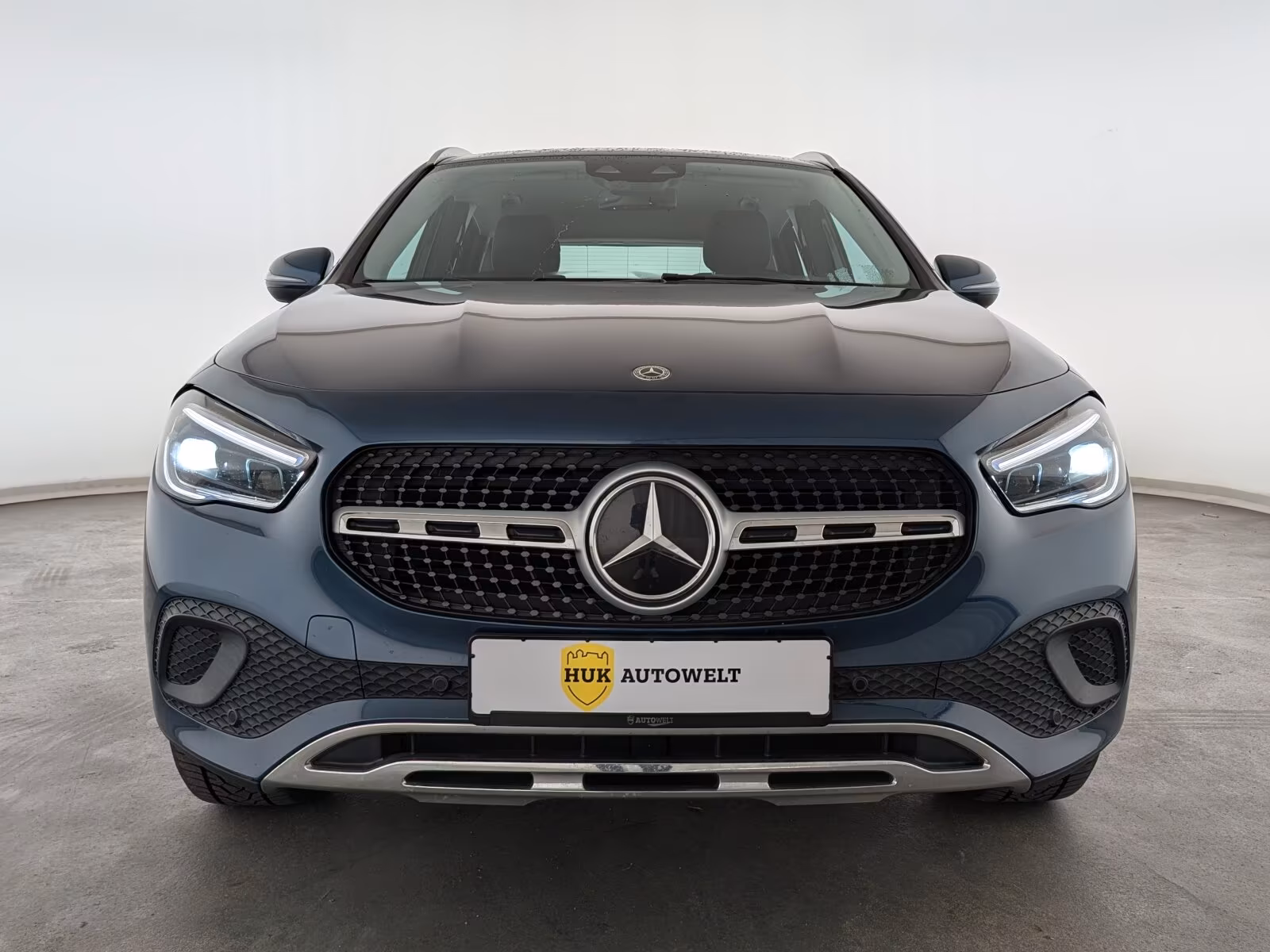 Mercedes-Benz GLA 250 Progressive (EURO 6d) AHK+LED+NAVI+RFK+