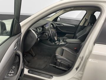 BMW X3 - 11