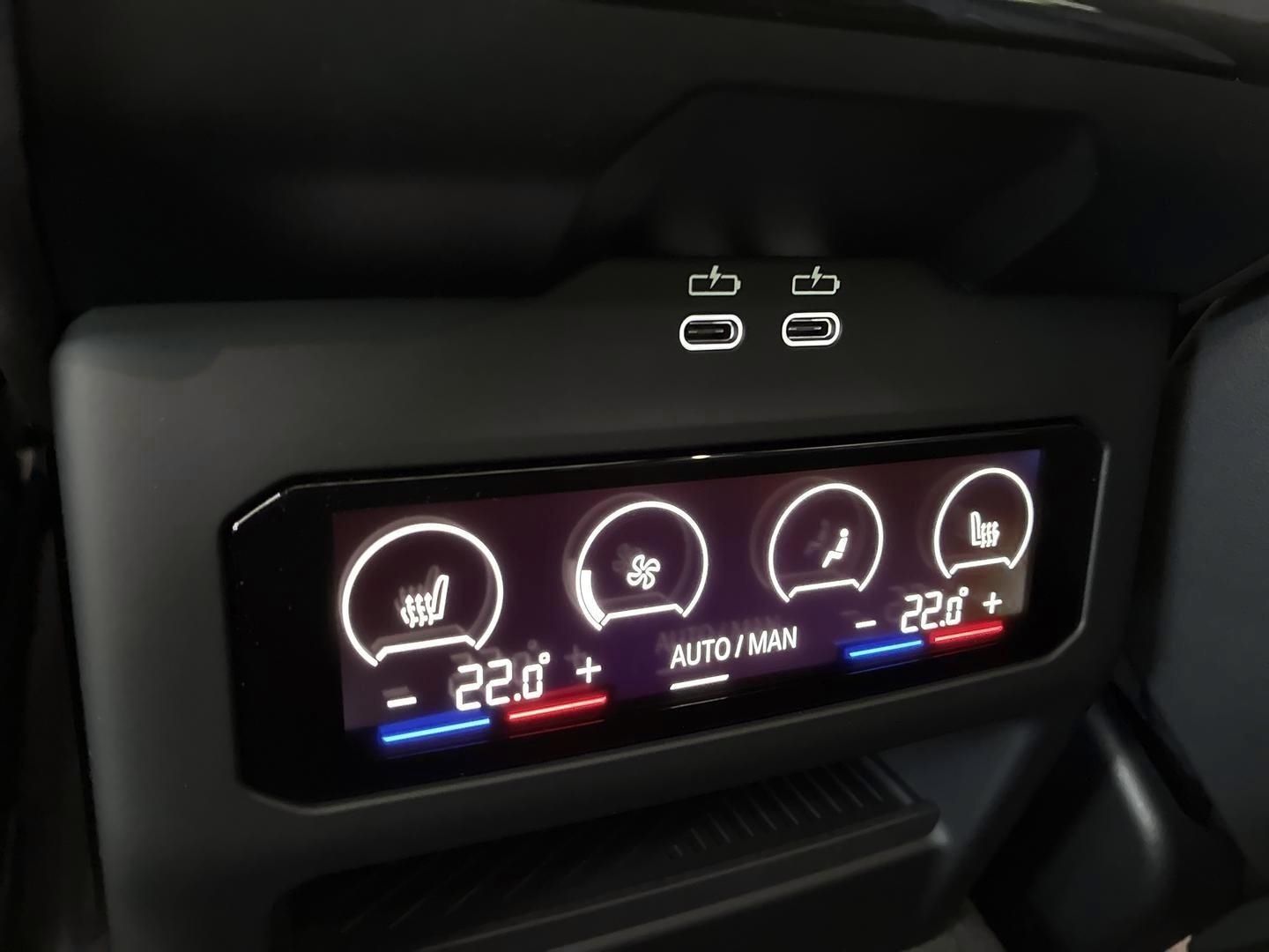 BMW i5 eDrive40 Touring M Sport HUD AHK Pano Navi el foto 16