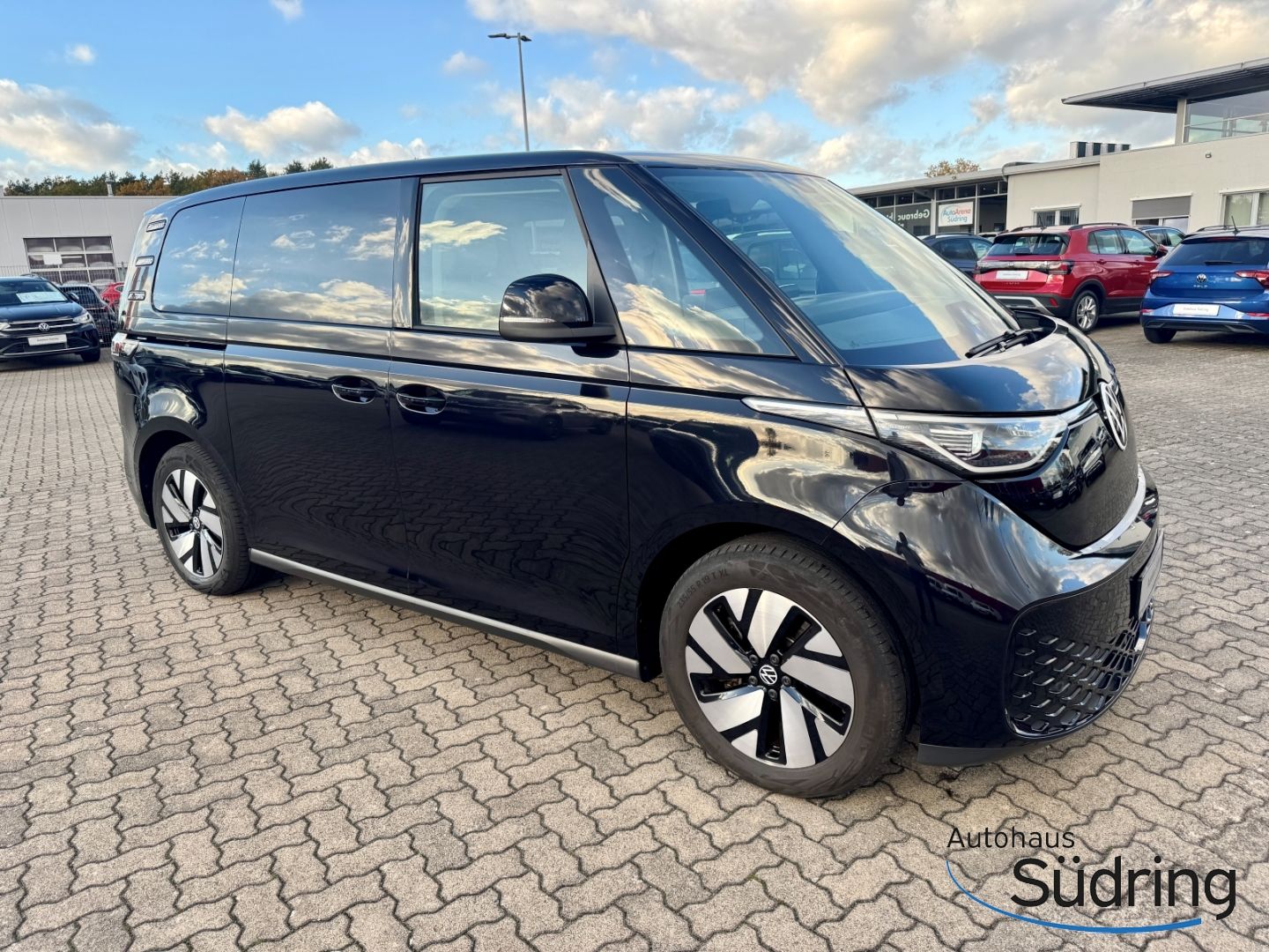 ID. Buzz Pro 77kWh AHK Navi IQ.Light