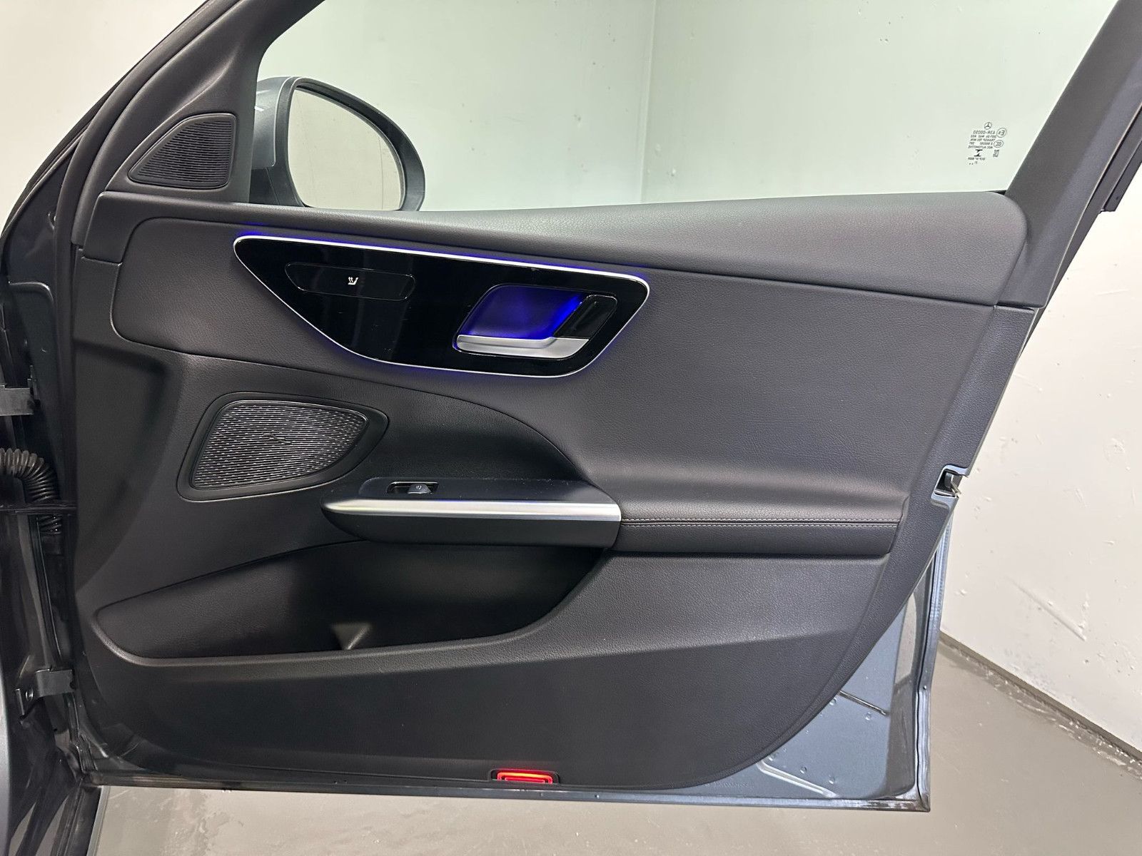Fahrzeugabbildung Mercedes-Benz C 220 d T Autom. AVANTGARDE*PANO*KAMERA*LED*SPUR