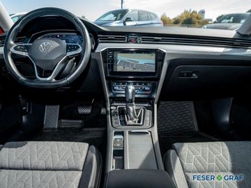 Volkswagen Passat Variant - 8