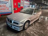 BMW E36 320i Coupe M Paket - Klimaanlage - Wenig KM - BMW 320 aus 1993: 320i