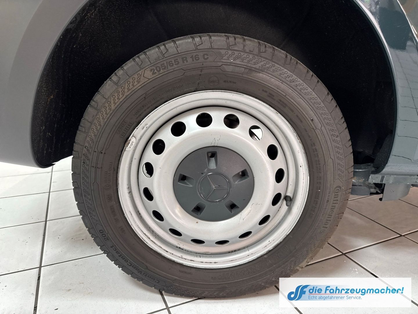 Fahrzeugabbildung Mercedes-Benz Vito Kasten 114 CDI FWD kompakt LED Blendfreies