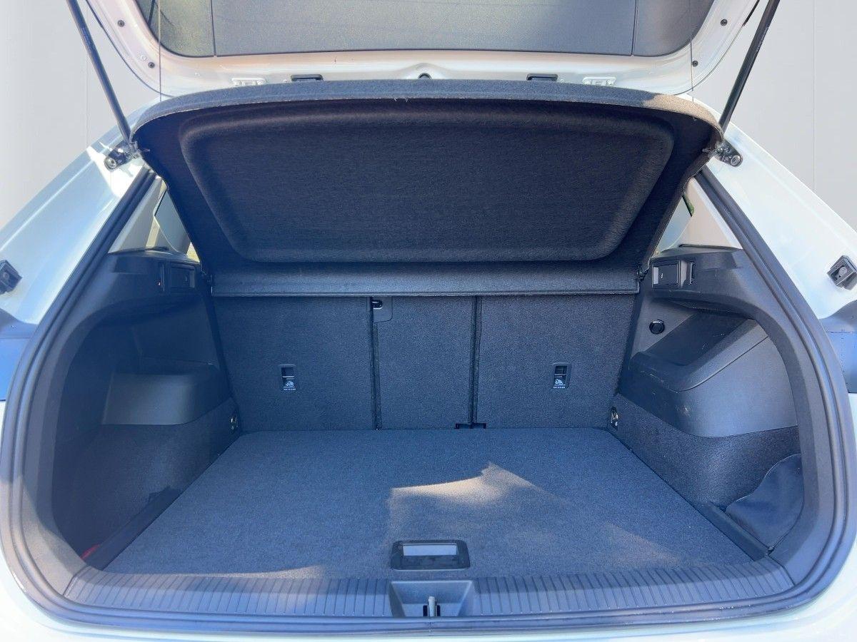 Volkswagen Tiguan 1.5 eTSI DSG Goal AHK LED Navi Sitzhzg