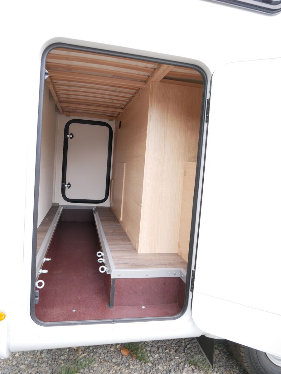 Fahrzeugabbildung Sunlight V 60 Multimediaaktion,Basic Paket