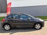 Peugeot 207 Premium 95 VTi Premium - Peugeot 207: 95