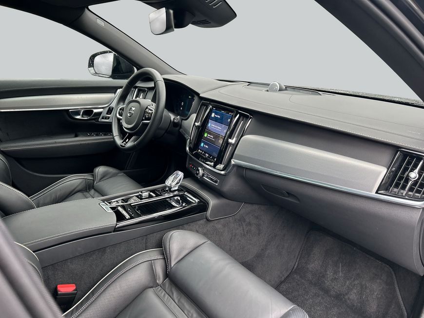 Volvo V90 T8 Plug-in Hybrid AWD Ultra Dark foto 16