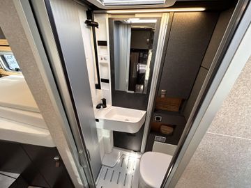 HYMER  ERIBA  HYMERCAR ML-T Xperience 570 CLESANA SOLAR LED Winterpaket