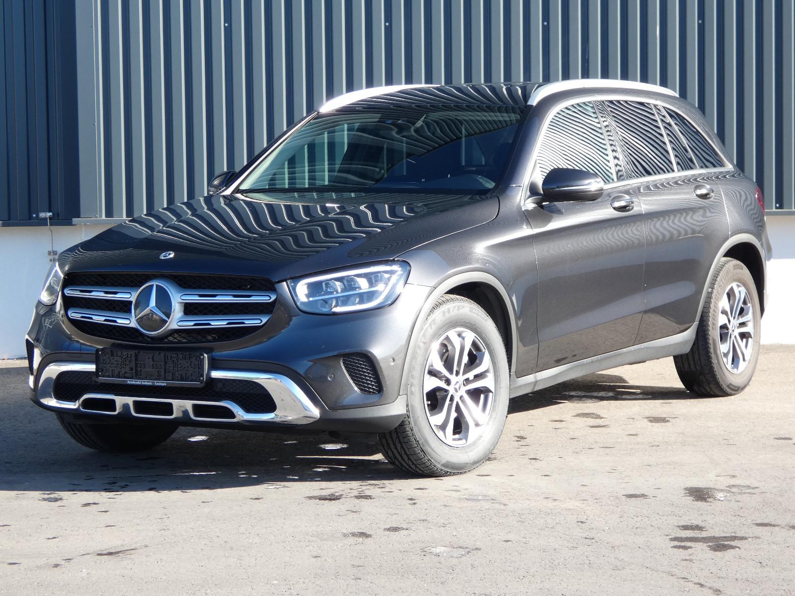 Mercedes-Benz GLC 200 d 4MATIC 1-Hand LED Navi AHK Kamera