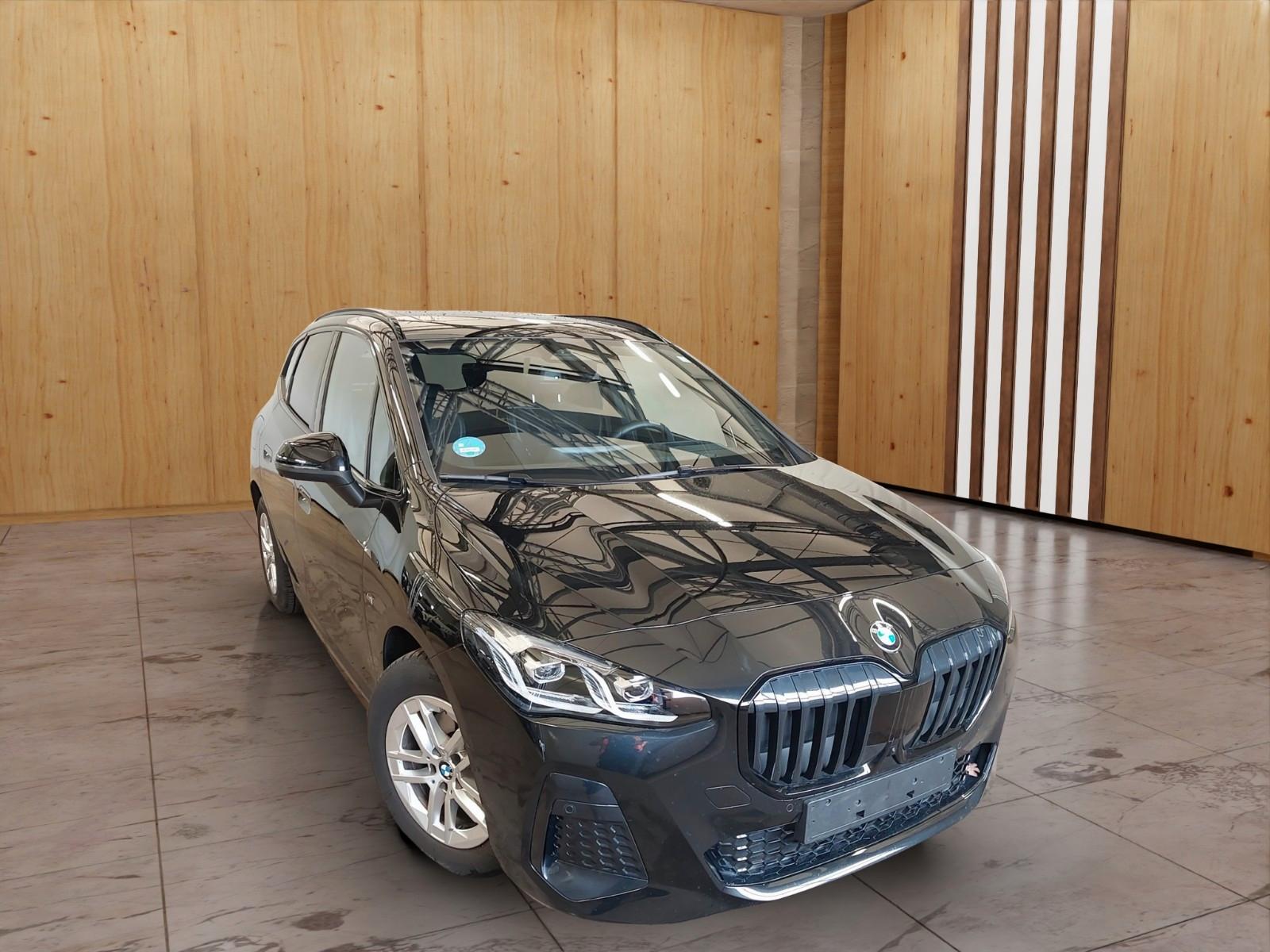 BMW 220 i Active Tourer M Sport AHK Panorama HeadUp
