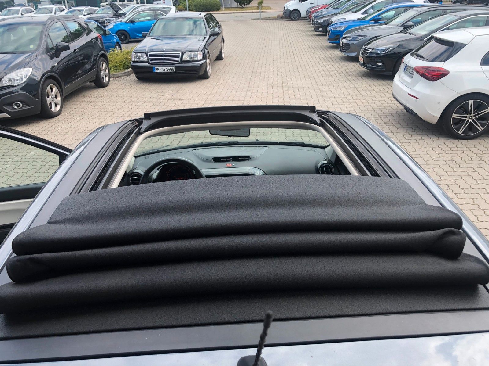 Fahrzeugabbildung Renault Twingo Limited Faltdach