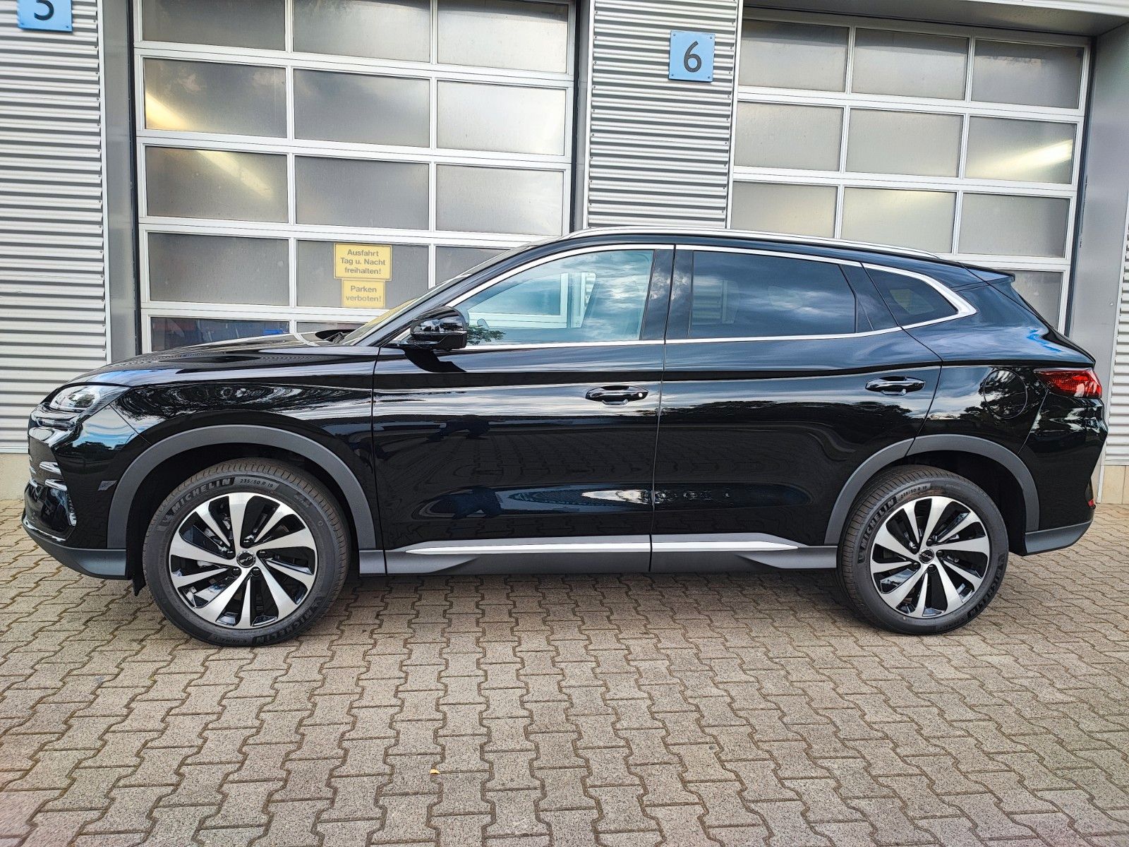 BYD SEAL U