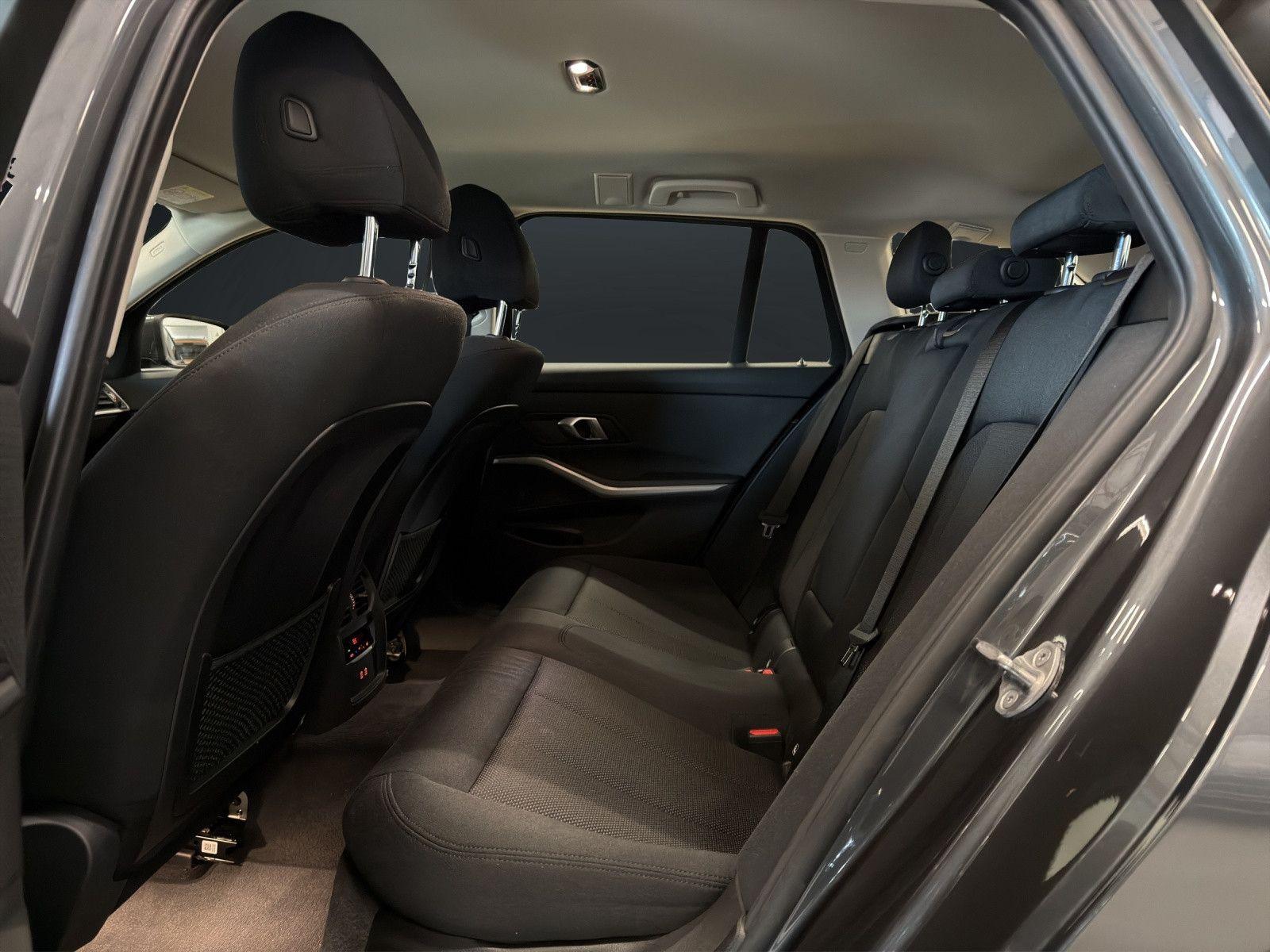 BMW 3 Series d xDrive Advantage, миниатюра 13