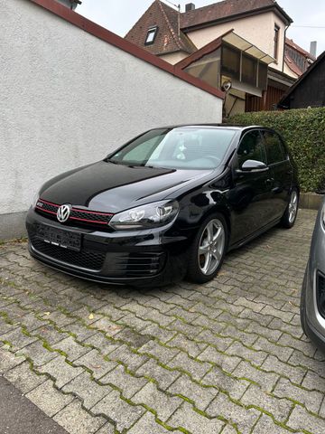 Volkswagen Golf VI GTI 2.0 TSI DSG NAVI LED TÜV