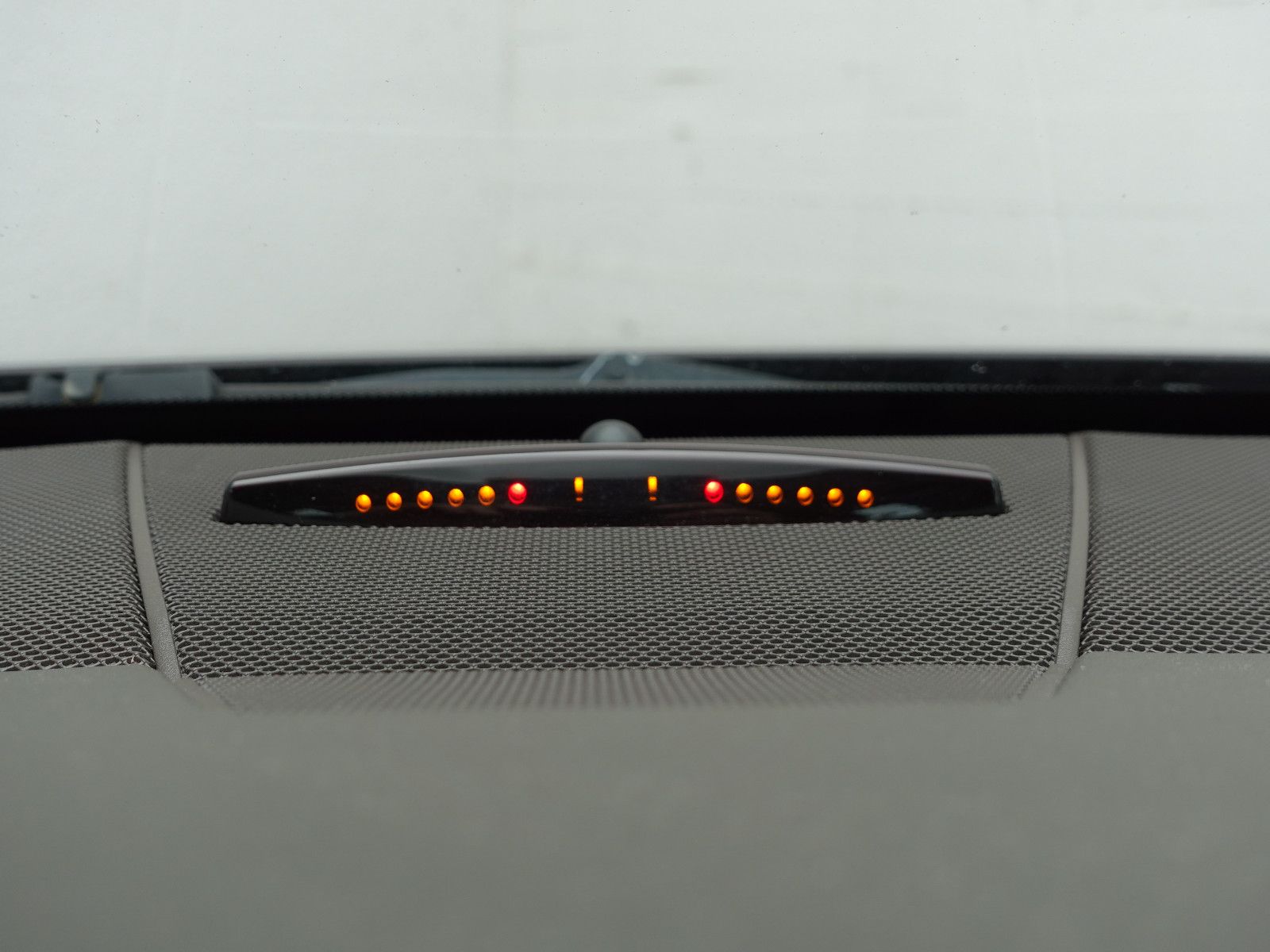 Fahrzeugabbildung Mercedes-Benz E 350 CGI Elegance,Navi,Sitzhzg,Händlerfahrzeug