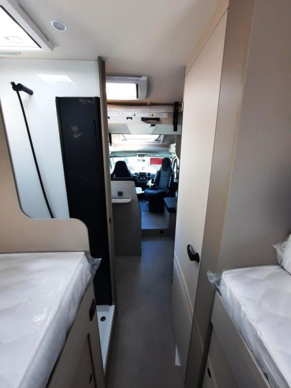 Fahrzeugabbildung LMC Tracer 730 EL Verfüg./Sparen Sie 8.131,- €