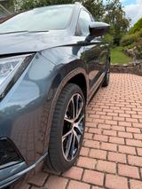 Cupra Ateca 2.0 TSI 221kW 4Drive DSG - graue Cupra Ateca