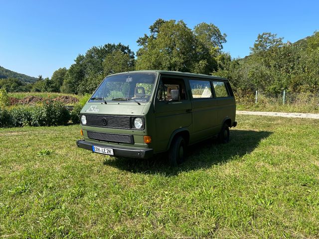 Volkswagen VW T3 "Bulli" Typ 2 Transporter 3 Bundswehr BW