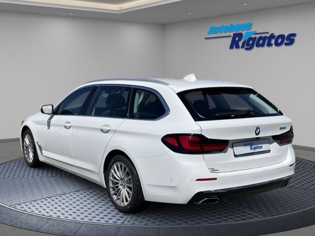 Fahrzeugabbildung BMW 530 i Mild-Hybrid Luxury Line Autom. Panoramadac