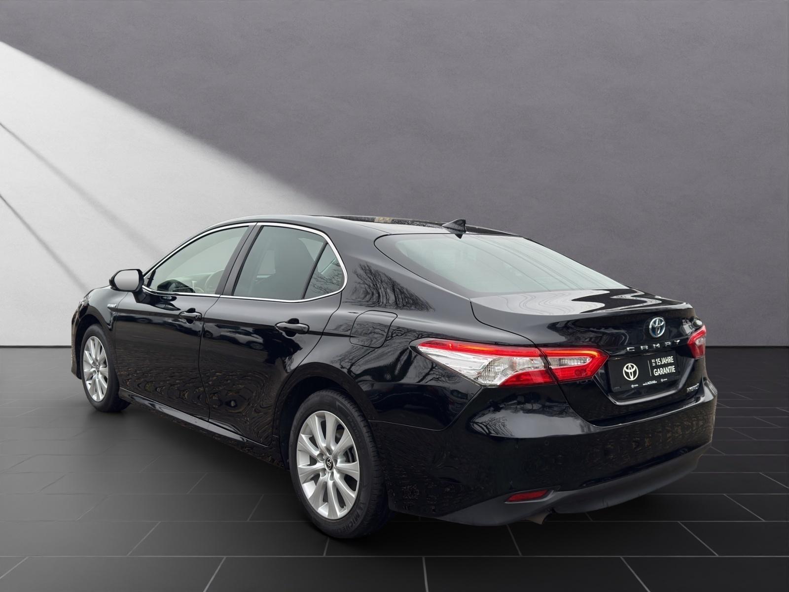 Toyota Camry HYBRID*NAVI*15 JAHRE GARANTIE