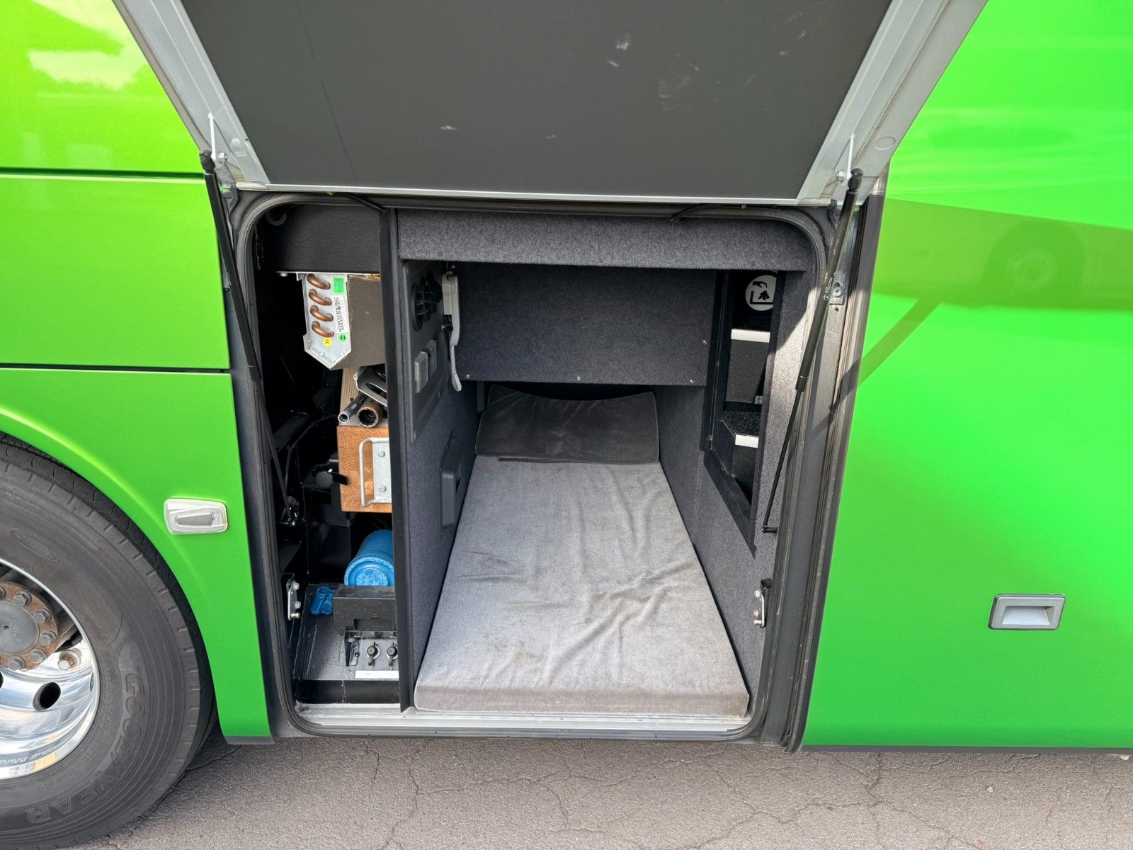 SETRA  2018 - Image 7 of 38
