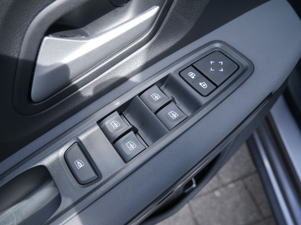 Fahrzeugabbildung Dacia Sandero Stepway Extreme TCe 110