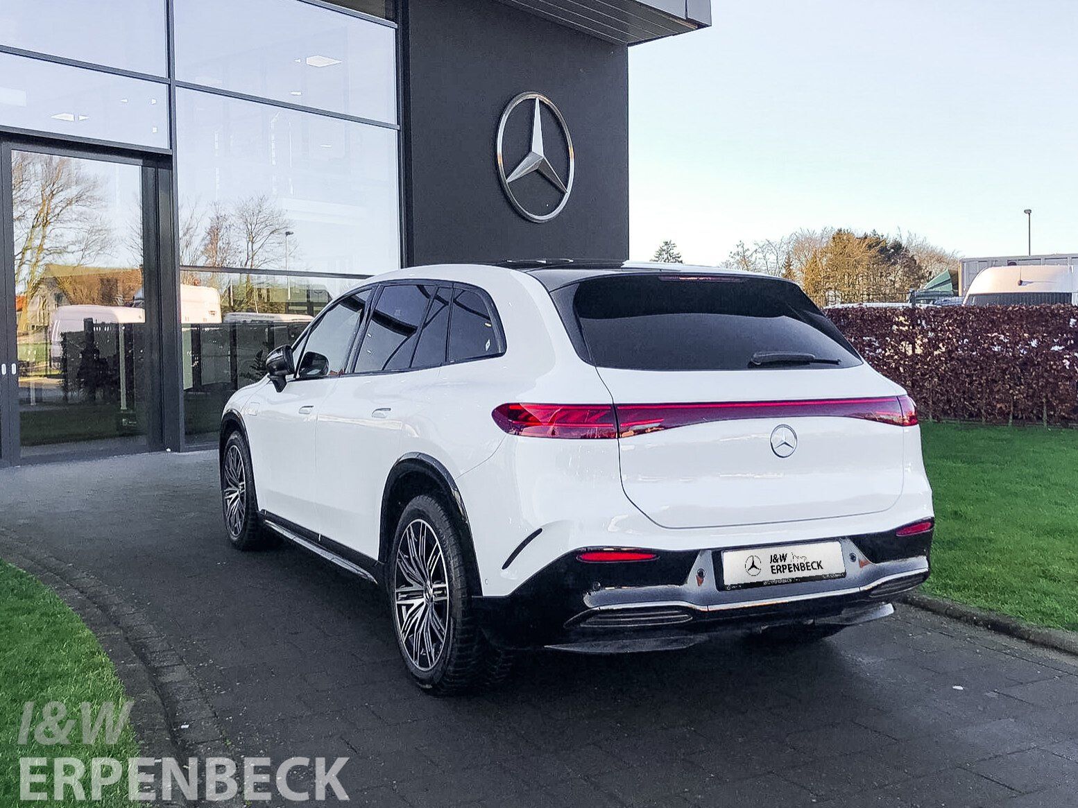 Fahrzeugabbildung Mercedes-Benz EQS SUV 500 AMG Line 4Matic