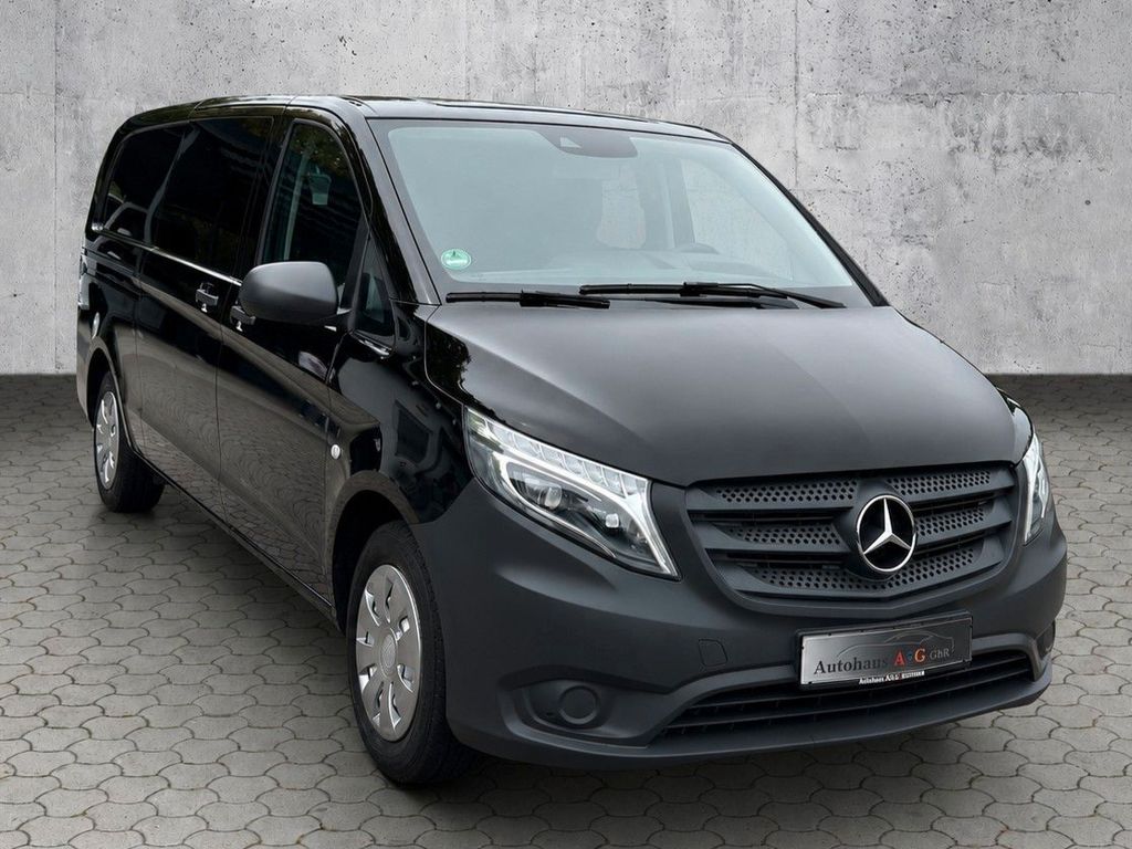 Image of Mercedes-Benz Vito