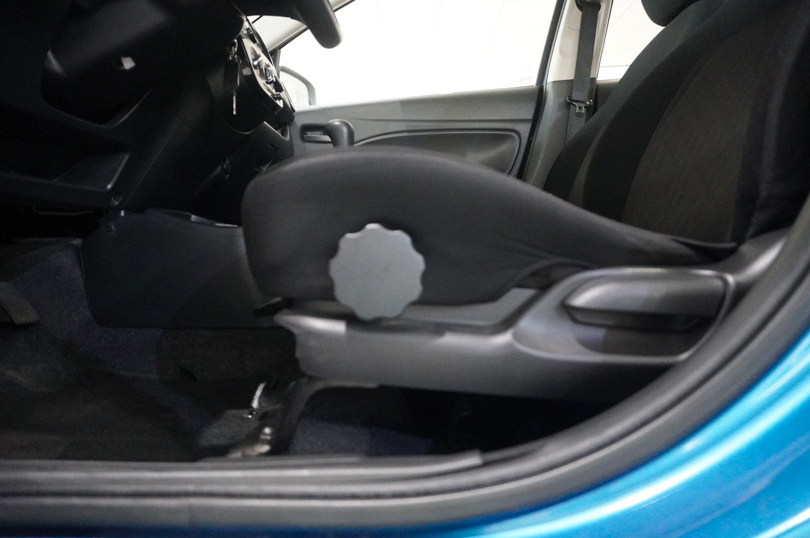 Fahrzeugabbildung Mitsubishi Space Star 1.2 SPIRIT 5-TÜR KLIMA/USB/CD/TÜV-NEU