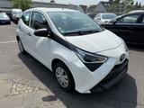 Toyota Aygo AYGO x *Navi,Klima* - Toyota Aygo (X) in Köln