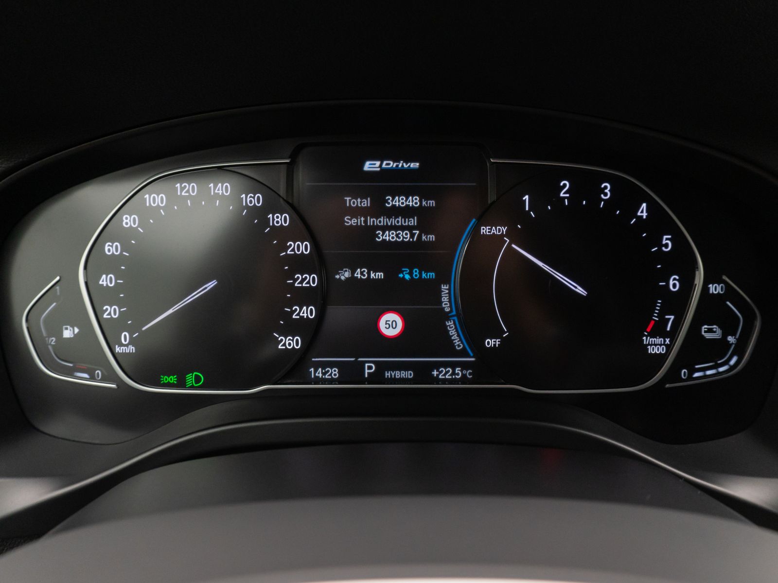 Fahrzeugabbildung BMW X3 xD30e M Sport DAB Kamera HiFi LED DriveAs 19"