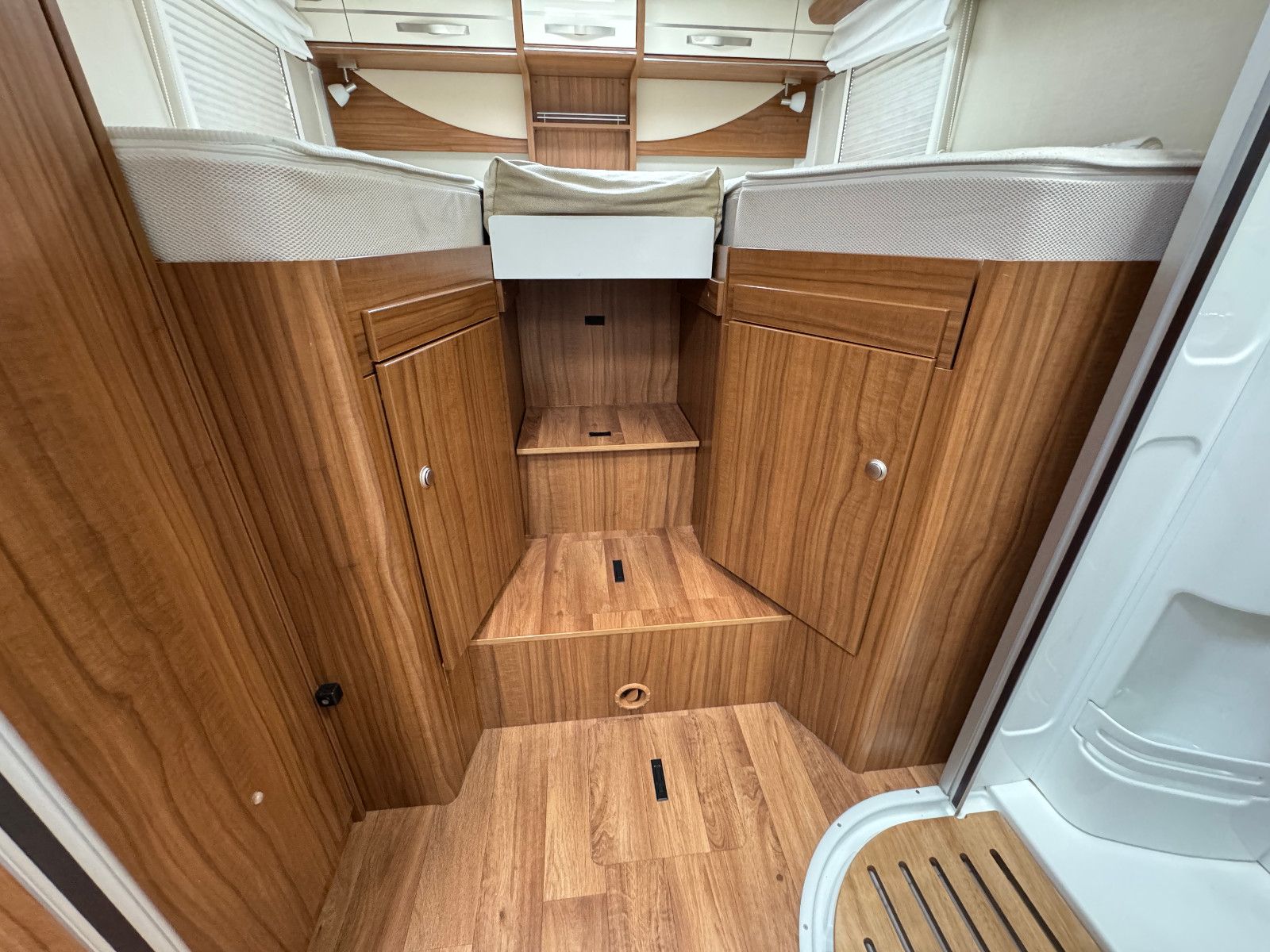 Fahrzeugabbildung HYMER / ERIBA / HYMERCAR ML-T 620 MB Sprinter 7GT EURO 6 HECKANTRIEB VOLL