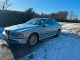 BMW E39 528I-A - BMW 528: E39 528i