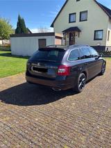 Skoda Octavia 2.0 TDI DSG RS Combi RS - Skoda Octavia: RS TDI Combi