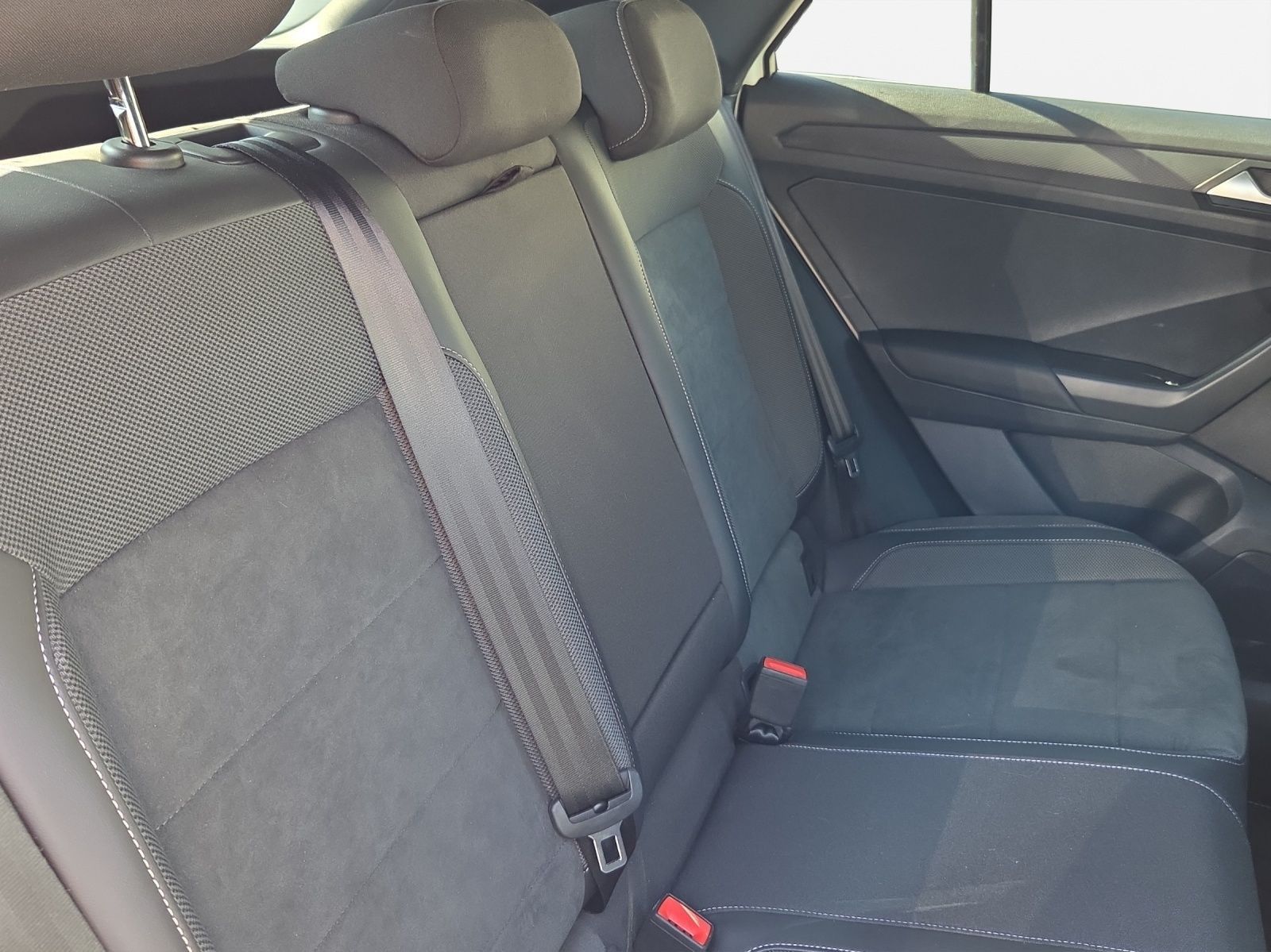 Volkswagen T-Roc - Bild 18