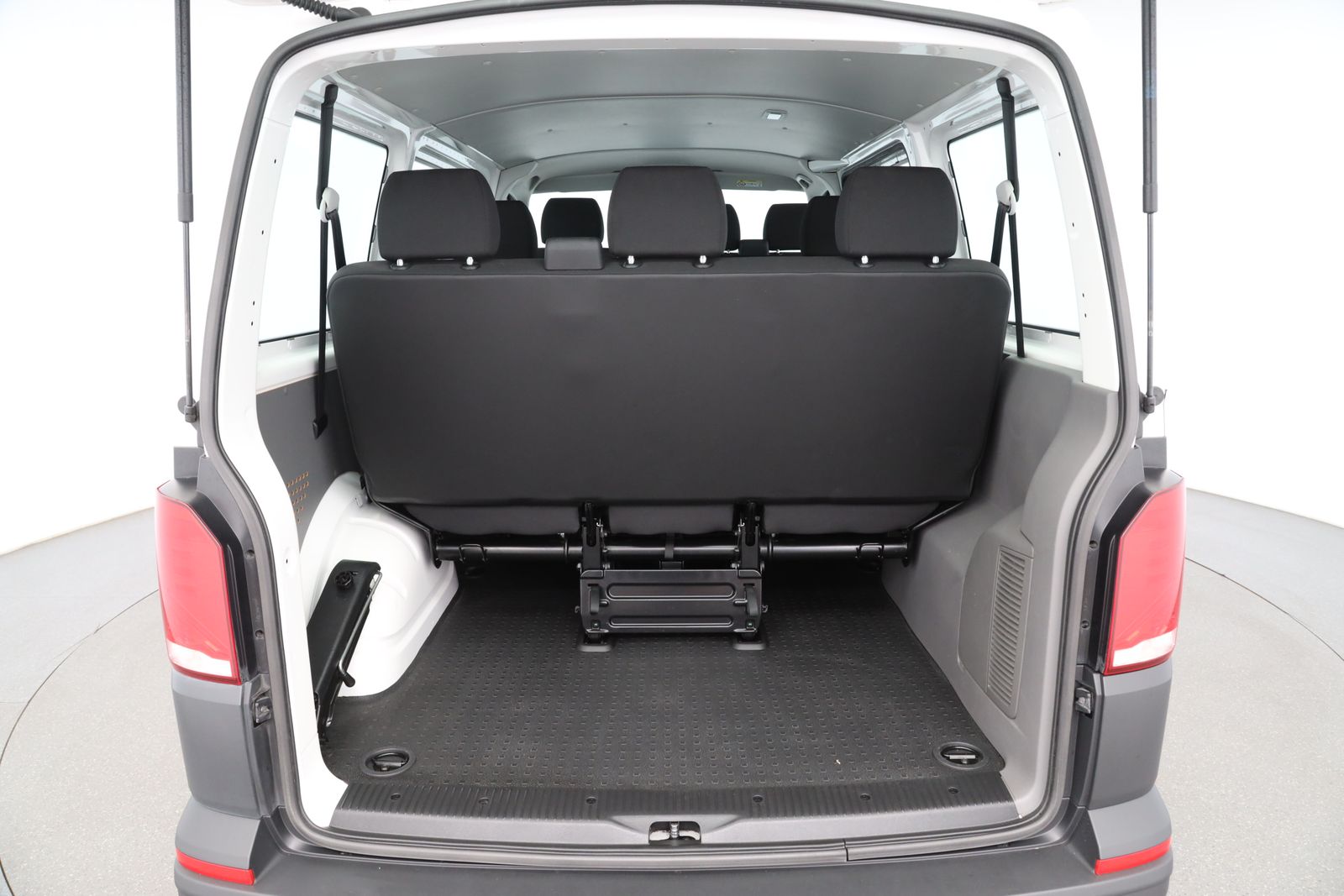 Volkswagen T6 Kombi - Bild 10