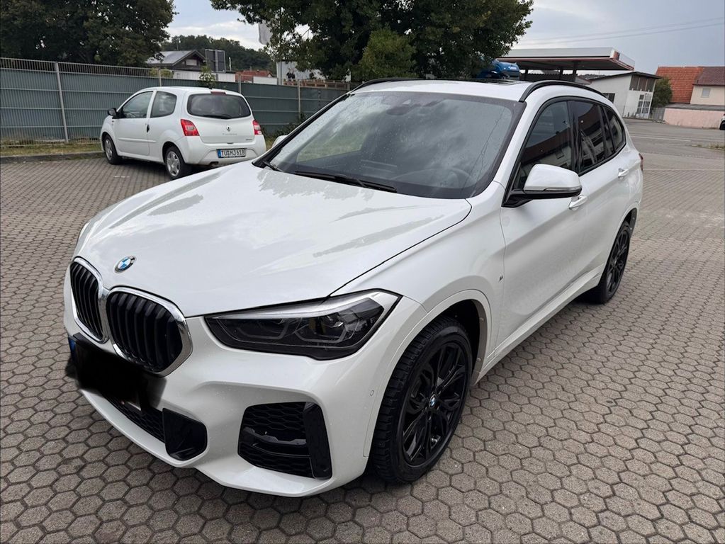 Image of BMW X1
