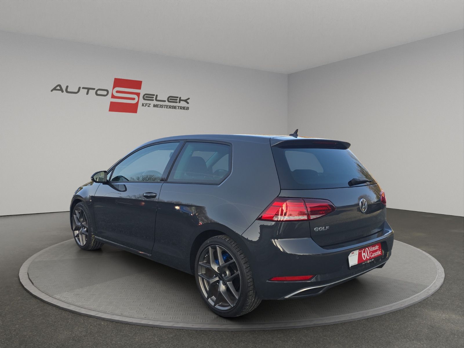 Fahrzeugabbildung Volkswagen Golf VII +Kamera+PDC+LED+Navi+Borbet Alu18``