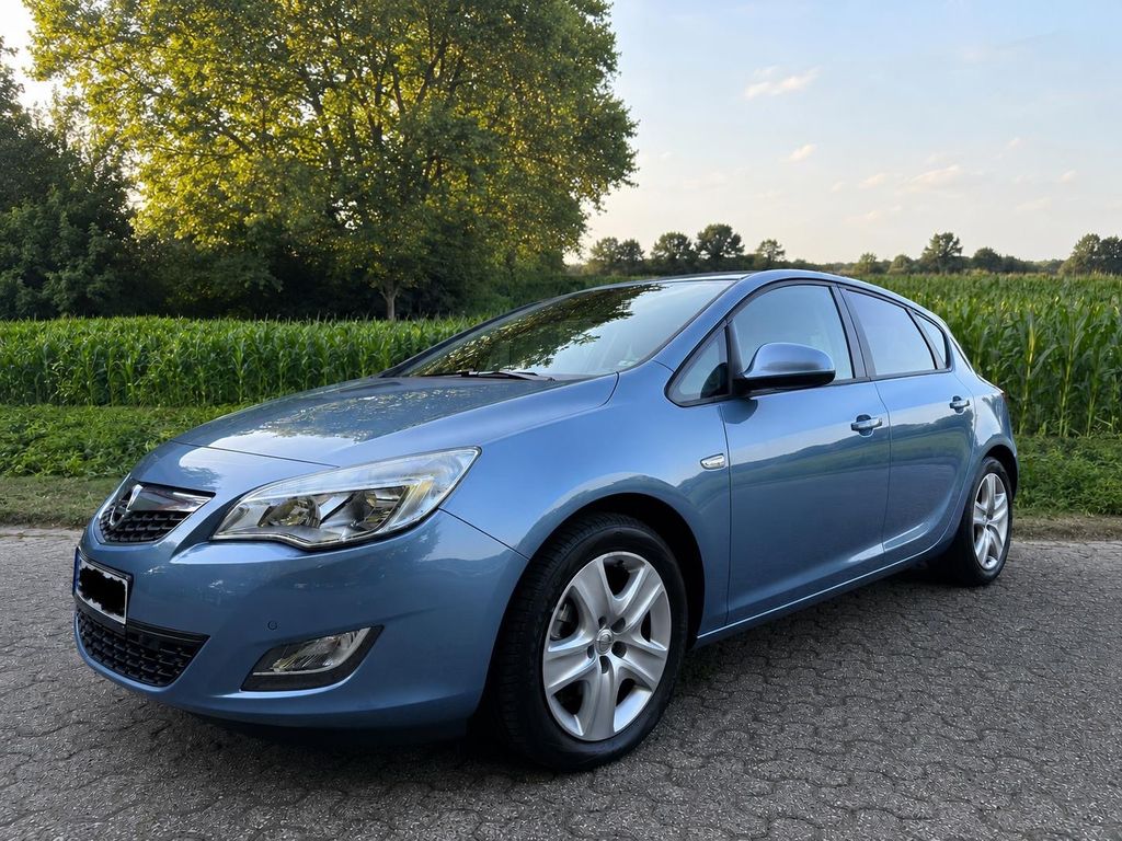 Image of Opel Astra