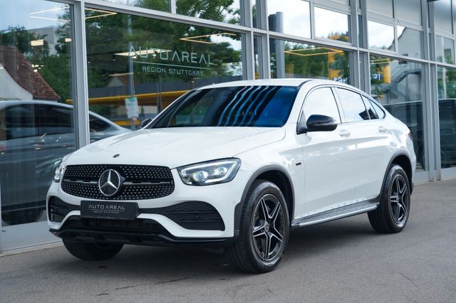 MERCEDES-BENZ GLC 300 de 4M Coupé 3xAMG/MBEAM/9G/MEMORY/SOUND