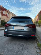 Audi S4 3.0 TFSI tiptronic quattro Avant - - Audi S4 mit Benzin-Antrieb: Kombi