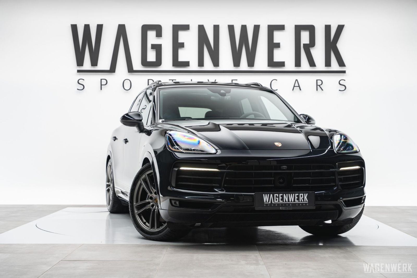 PORSCHE Cayenne S III Aut. SPORTDESIGN LUFT AHV GLASDACH