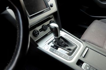 Volkswagen Passat Variant - 10