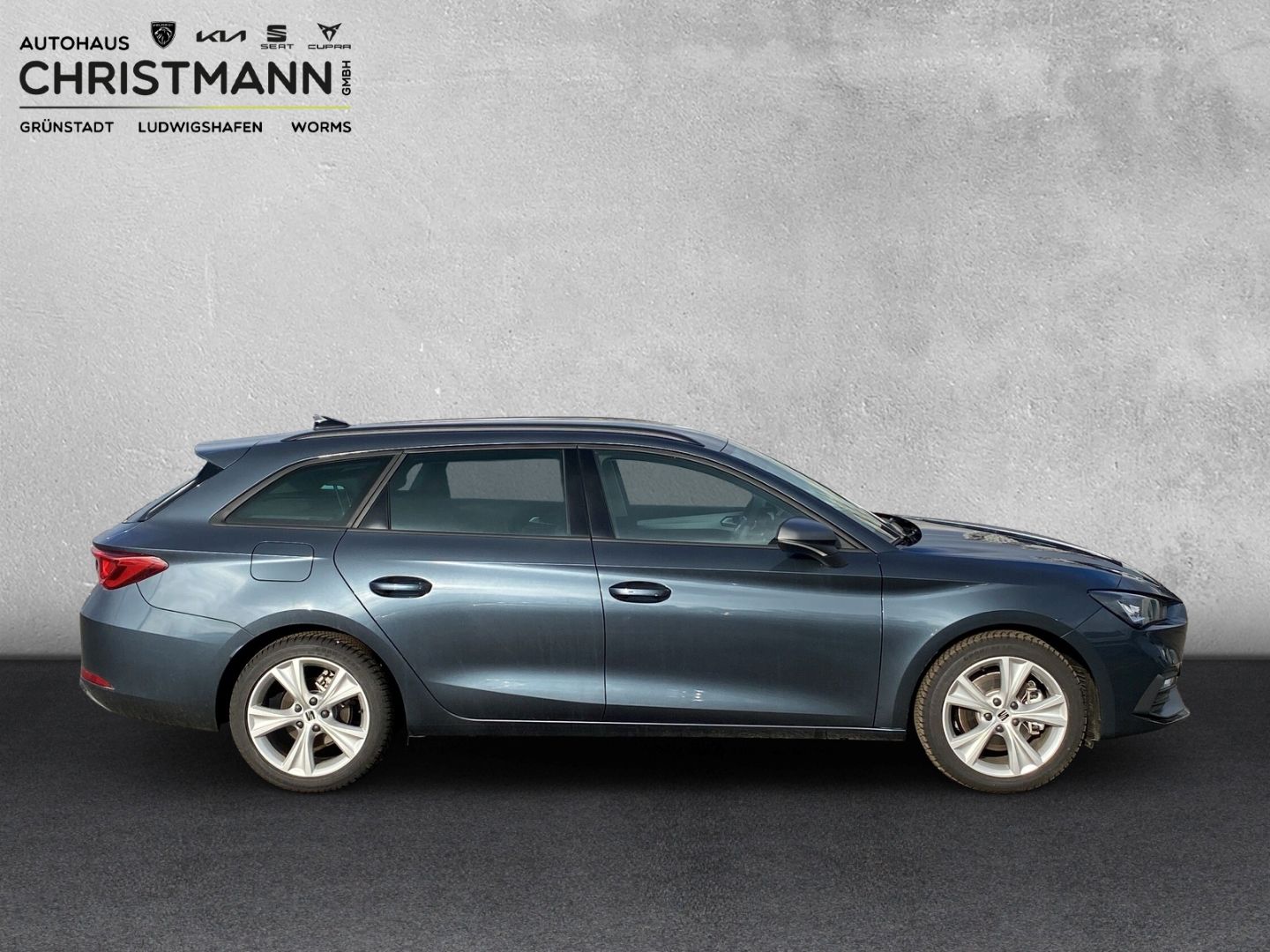 Fahrzeugabbildung SEAT Leon Sportstourer FR 2.0 TDI EU6d Navi digitales