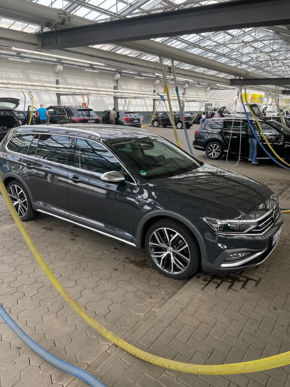Image of Volkswagen Passat Alltrack