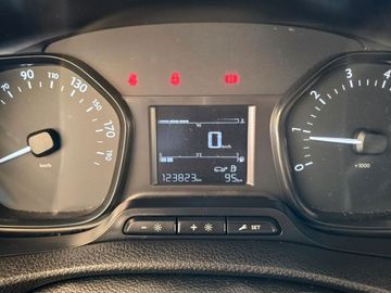 Peugeot Expert - 9
